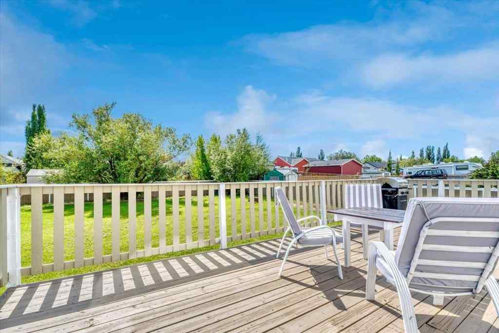 MLS® A2220653 - 27 Henderson Road  in NONE Langdon, Residential