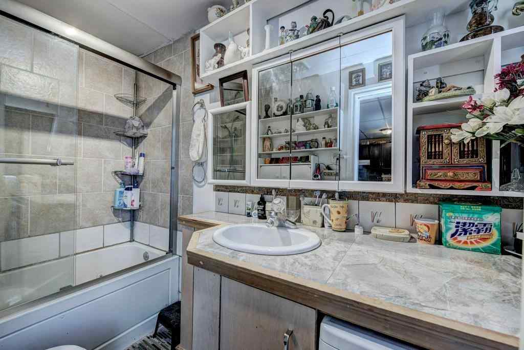 MLS® A2220666 - 718 Broadway Street  in NONE Standard, Commercial