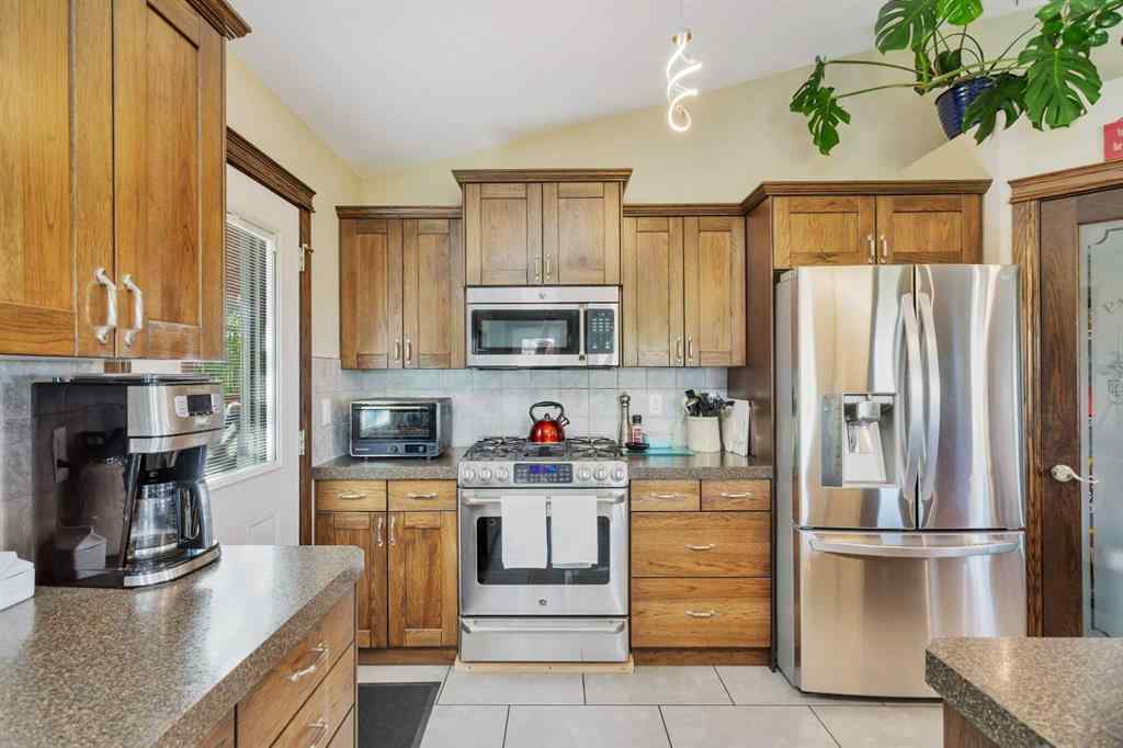 MLS® A2220696 - 38268 Range Road 265   in NONE Rural Red Deer County, Residential