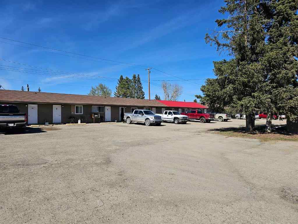 MLS® A2220858 - 506 Main Avenue W in NONE Sundre, Commercial
