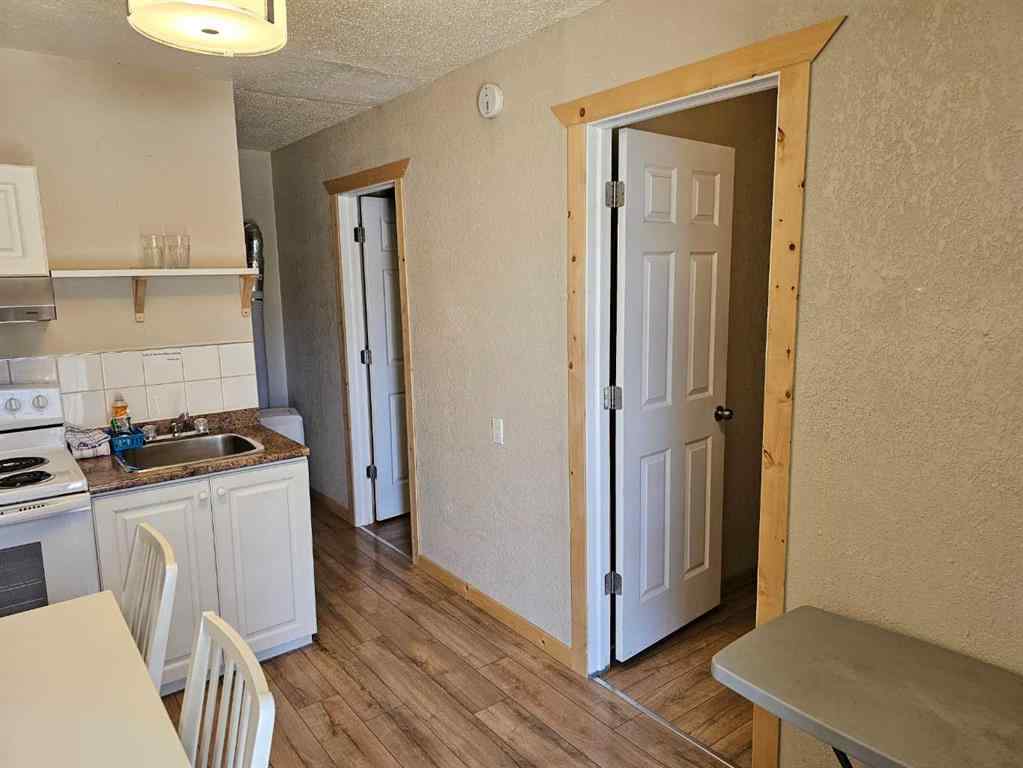 MLS® A2220858 - 506 Main Avenue W in NONE Sundre, Commercial