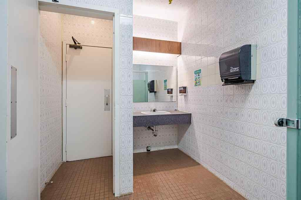 MLS® A2220939 - Unit #Unit 116 5704 44 Street  in West Lloydminster Lloydminster, Commercial