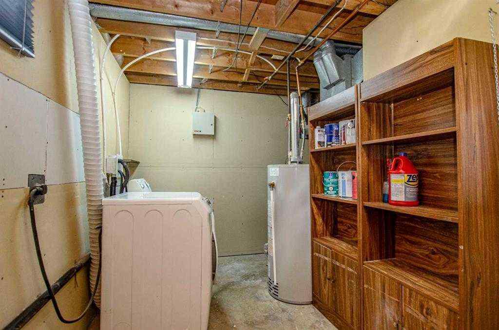 MLS® A2220985 - 150 Leigh Crescent  in Dickinsfield Fort McMurray, Residential