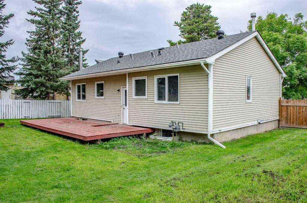 MLS® A2220985 - 150 Leigh Crescent  in Dickinsfield Fort McMurray, Residential