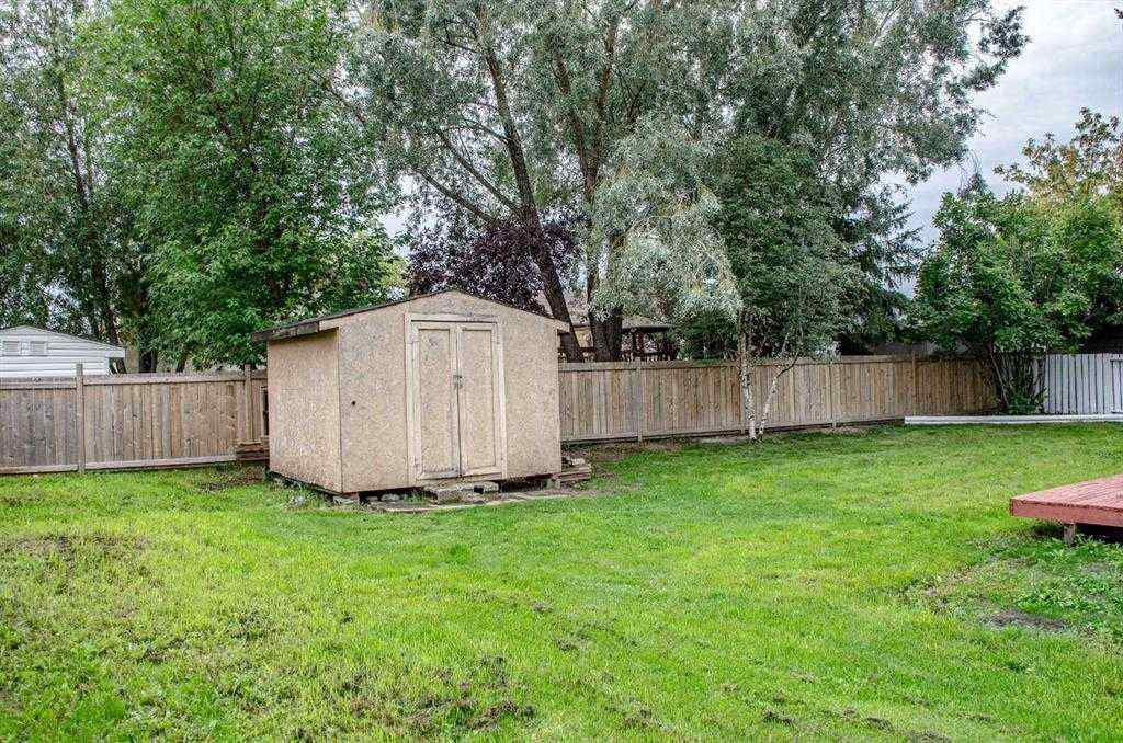 MLS® A2220985 - 150 Leigh Crescent  in Dickinsfield Fort McMurray, Residential