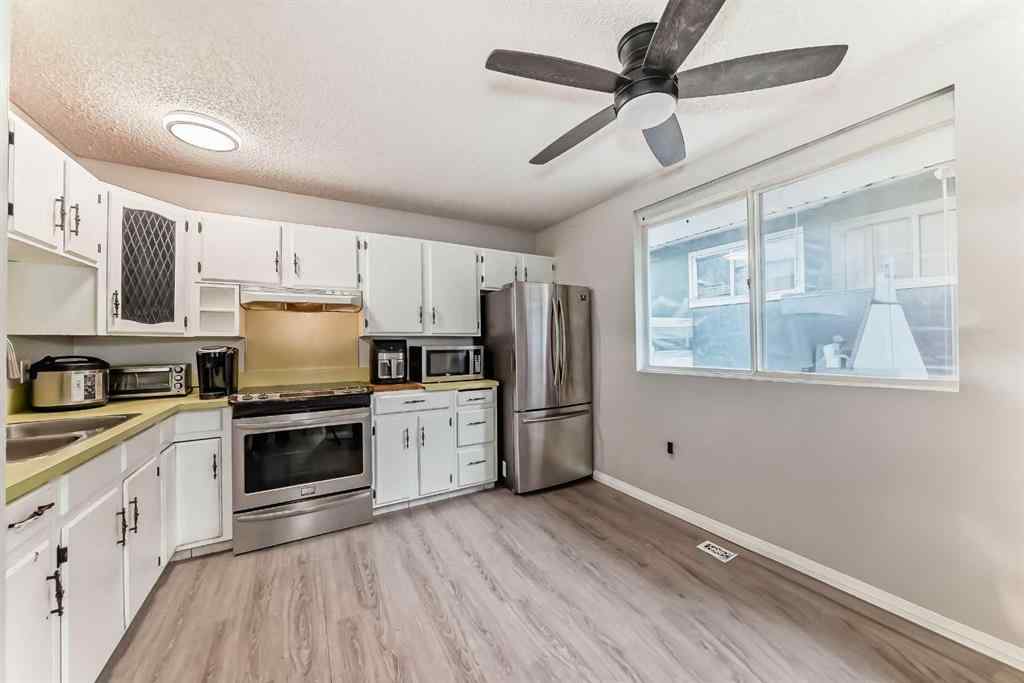 MLS® A2220994 - 1019 Canfield Crescent SW in Canyon Meadows Calgary, Residential