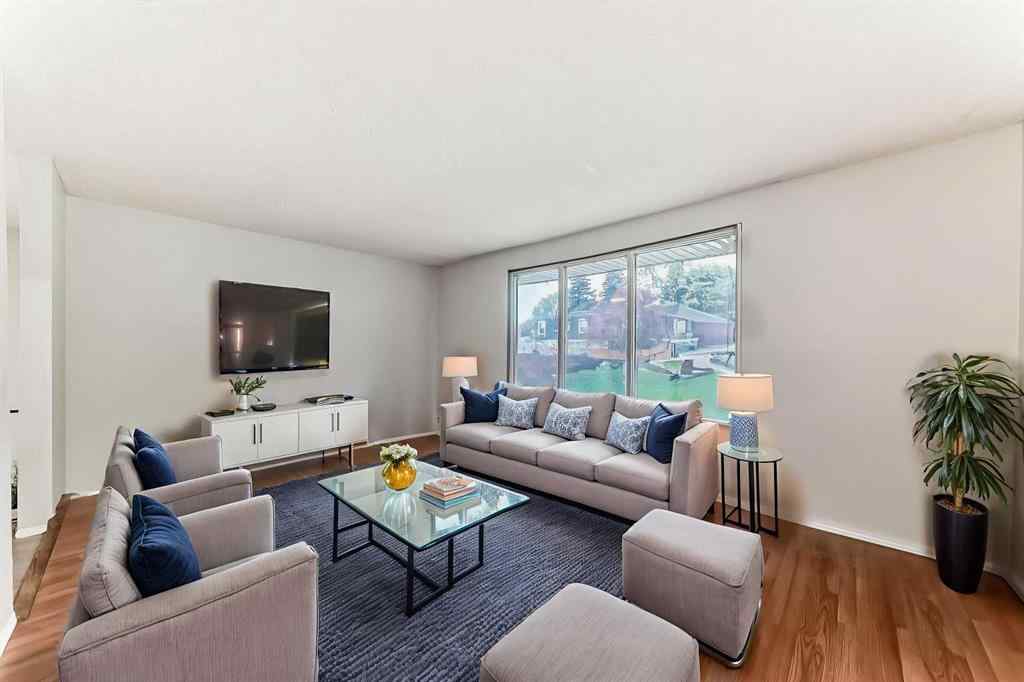 MLS® A2220994 - 1019 Canfield Crescent SW in Canyon Meadows Calgary, Residential