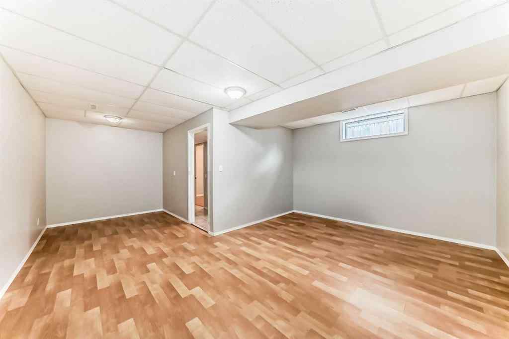 MLS® A2220994 - 1019 Canfield Crescent SW in Canyon Meadows Calgary, Residential
