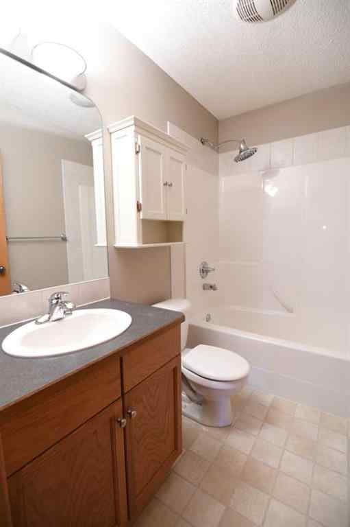 MLS® A2221036 - 2825 Coopers Manor SW in Coopers Crossing Airdrie, Residential