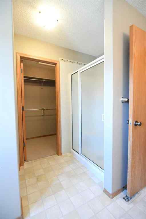 MLS® A2221036 - 2825 Coopers Manor SW in Coopers Crossing Airdrie, Residential