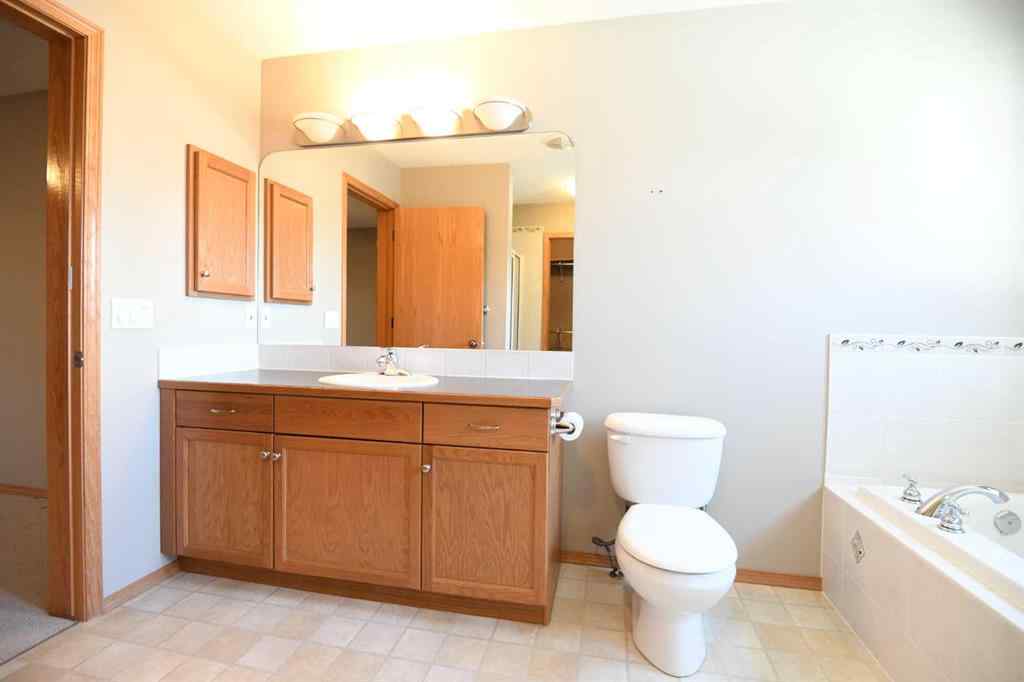 MLS® A2221036 - 2825 Coopers Manor SW in Coopers Crossing Airdrie, Residential