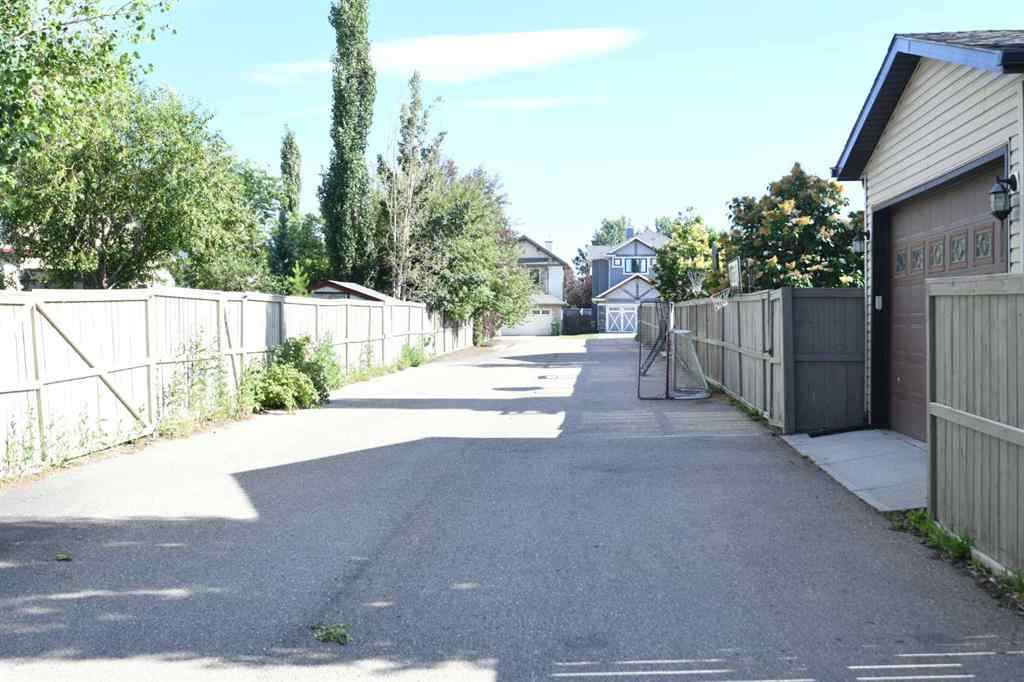 MLS® A2221036 - 2825 Coopers Manor SW in Coopers Crossing Airdrie, Residential