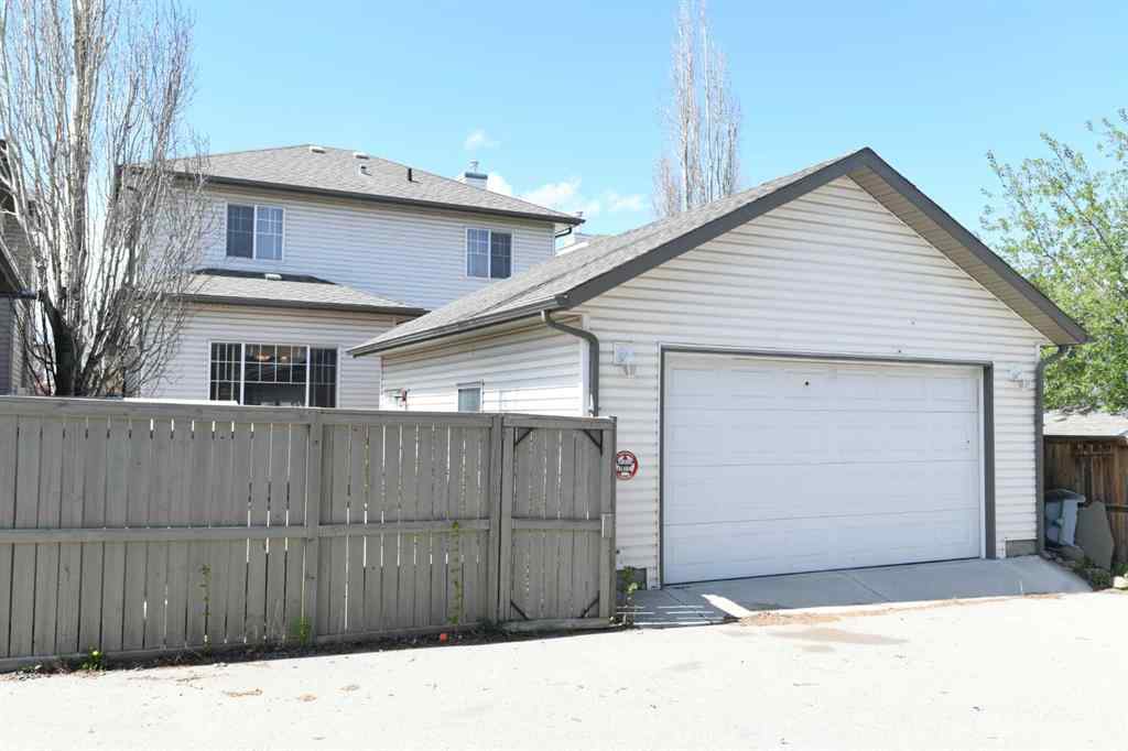 MLS® A2221036 - 2825 Coopers Manor SW in Coopers Crossing Airdrie, Residential