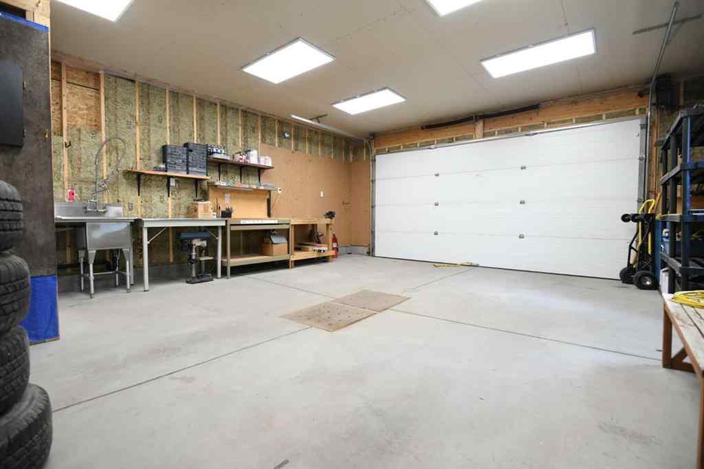 MLS® A2221036 - 2825 Coopers Manor SW in Coopers Crossing Airdrie, Residential