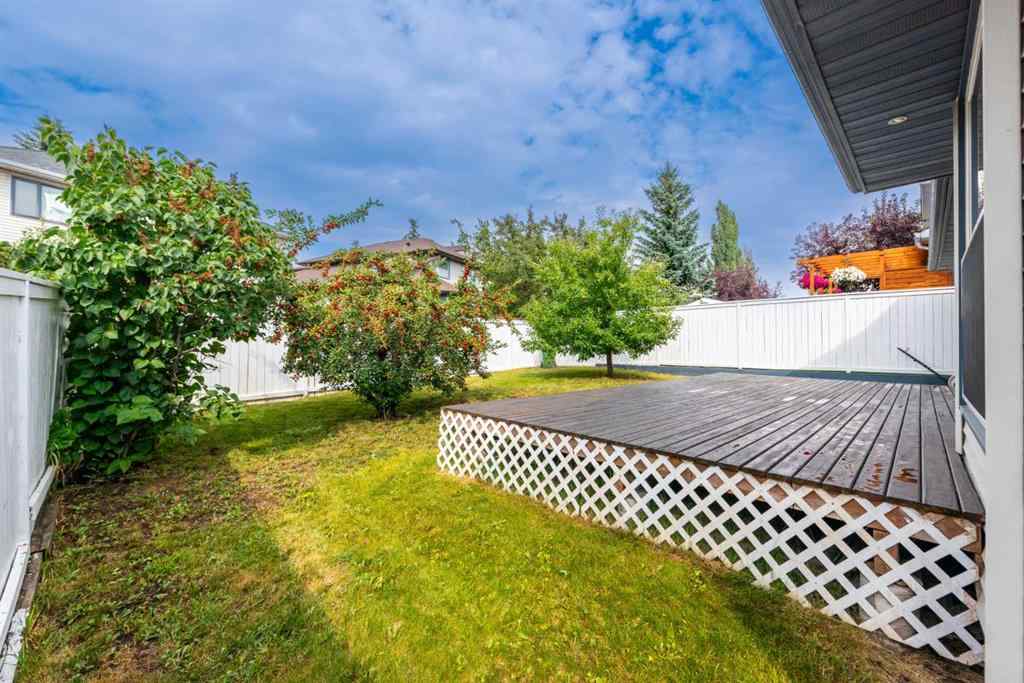 MLS® A2221047 - 251 Douglas Woods Drive SE in Douglasdale/Glen Calgary, Residential
