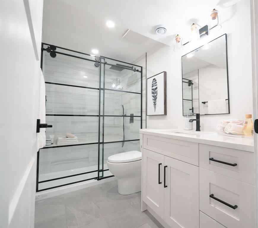 MLS® A2221064 - 1349 Lake Sylvan Drive SE in Bonavista Downs Calgary, Residential