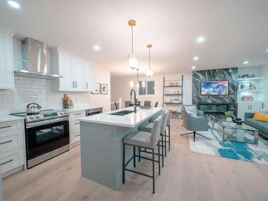 MLS® A2221064 - 1349 Lake Sylvan Drive SE in Bonavista Downs Calgary, Residential