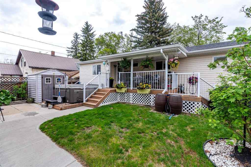 MLS® A2221103 - 5032 51 Street  in NONE Mannville, Residential