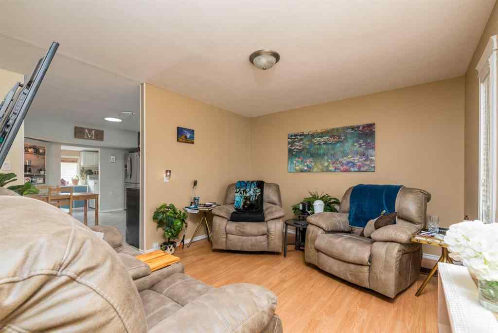 MLS® A2221103 - 5032 51 Street  in NONE Mannville, Residential