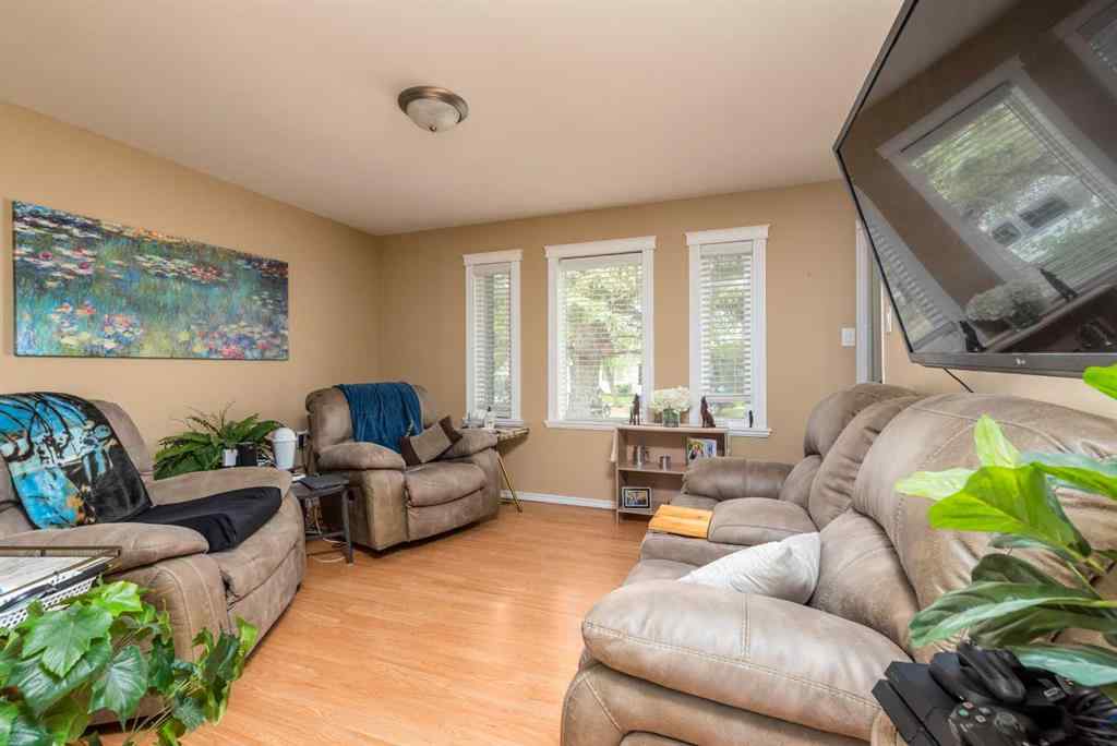 MLS® A2221103 - 5032 51 Street  in NONE Mannville, Residential