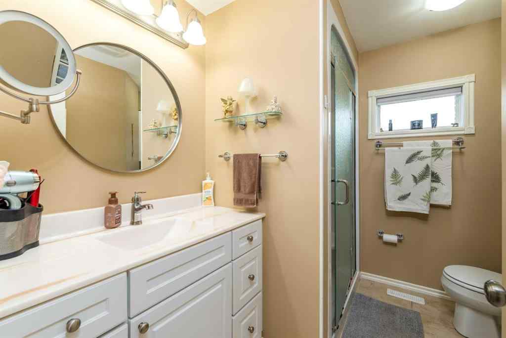 MLS® A2221103 - 5032 51 Street  in NONE Mannville, Residential