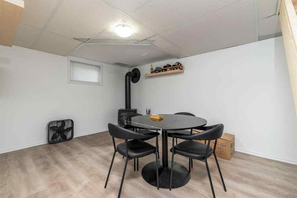 MLS® A2221103 - 5032 51 Street  in NONE Mannville, Residential