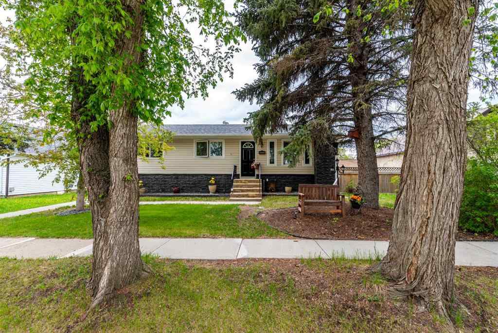 MLS® A2221103 - 5032 51 Street  in NONE Mannville, Residential