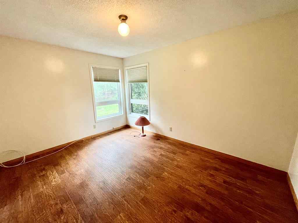 MLS® A2221121 - 107 FOREST HEIGHTS Drive  in Hillcrest Hinton, Residential
