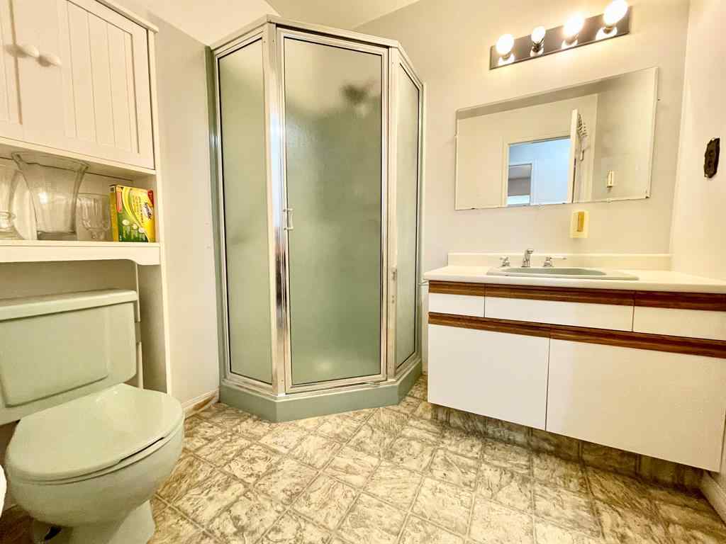 MLS® A2221121 - 107 FOREST HEIGHTS Drive  in Hillcrest Hinton, Residential