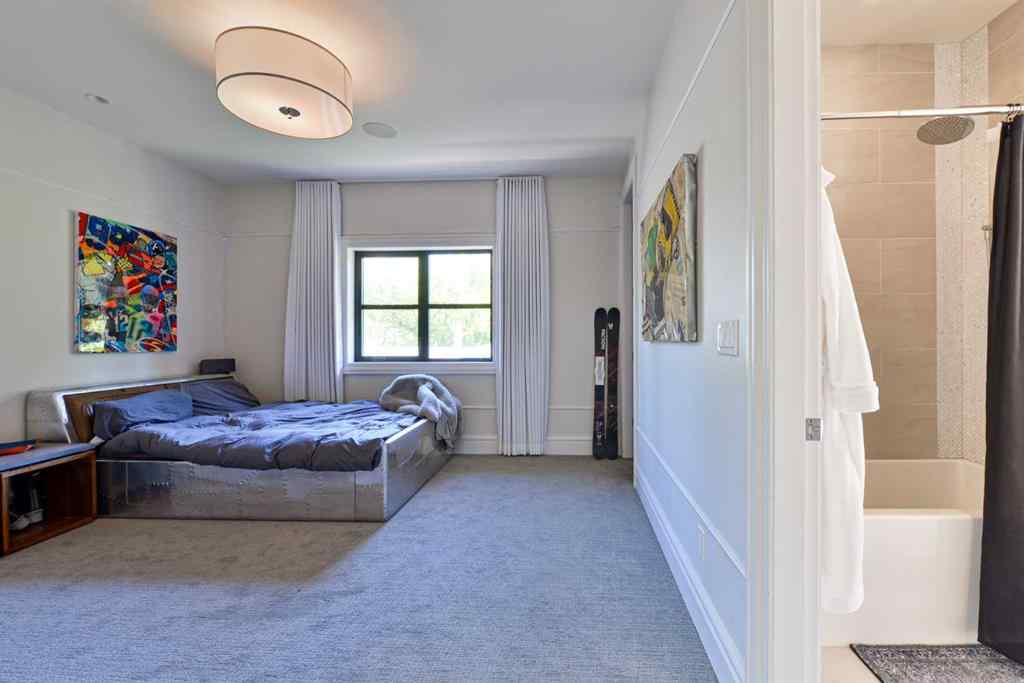MLS® A2221136 - 1118 Premier Way SW in Upper Mount Royal Calgary, Residential