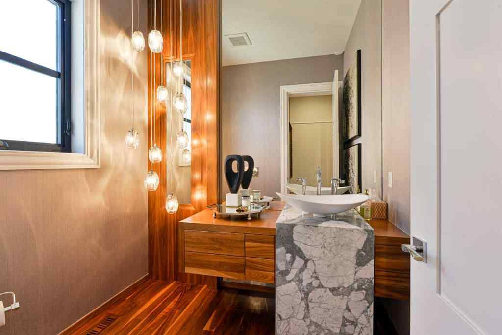 MLS® A2221136 - 1118 Premier Way SW in Upper Mount Royal Calgary, Residential