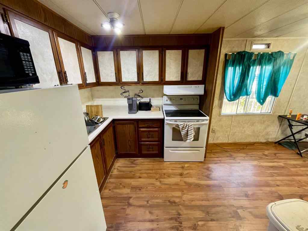 MLS® A2221154 - Unit #74 133 Jarvis Street  in Mountain View Hinton, Mobile