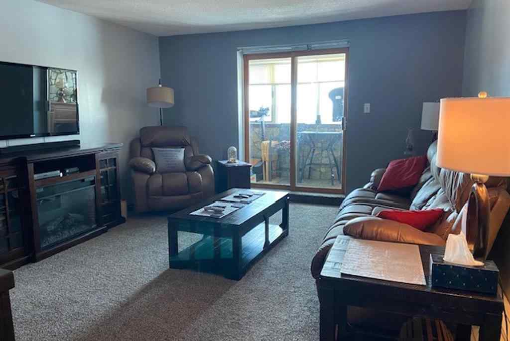 MLS® A2221250 - 95 South Railway Avenue  in NONE Irvine, Commercial