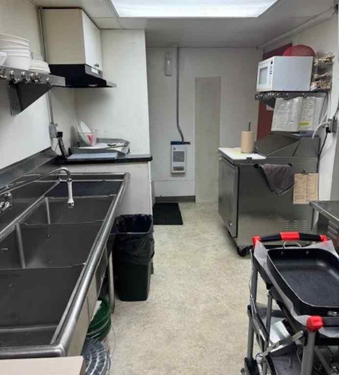 MLS® A2221250 - 95 South Railway Avenue  in NONE Irvine, Commercial