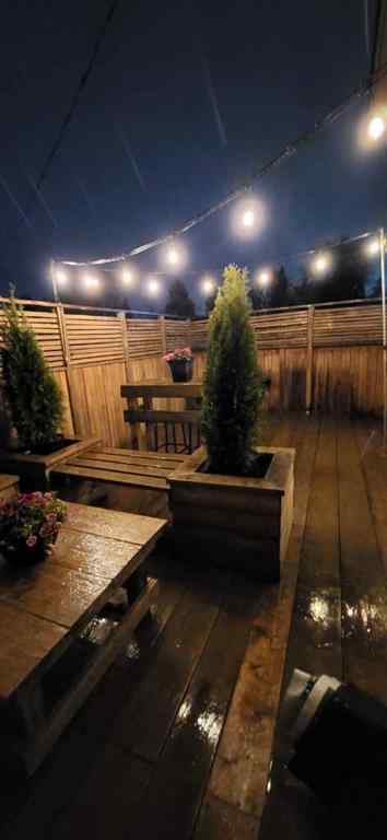 MLS® A2221256 - 7420 36 Avenue NW in Bowness Calgary, Residential