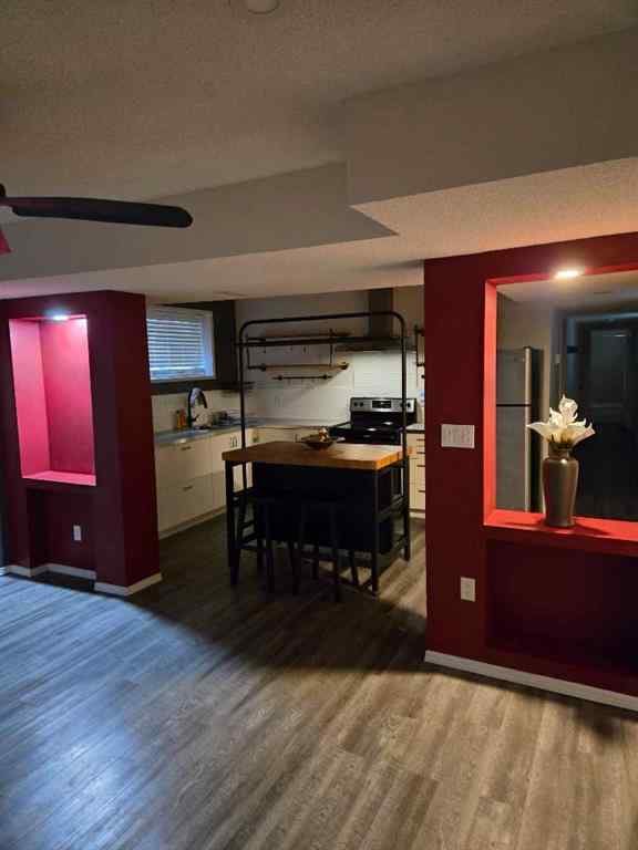 MLS® A2221256 - 7420 36 Avenue NW in Bowness Calgary, Residential