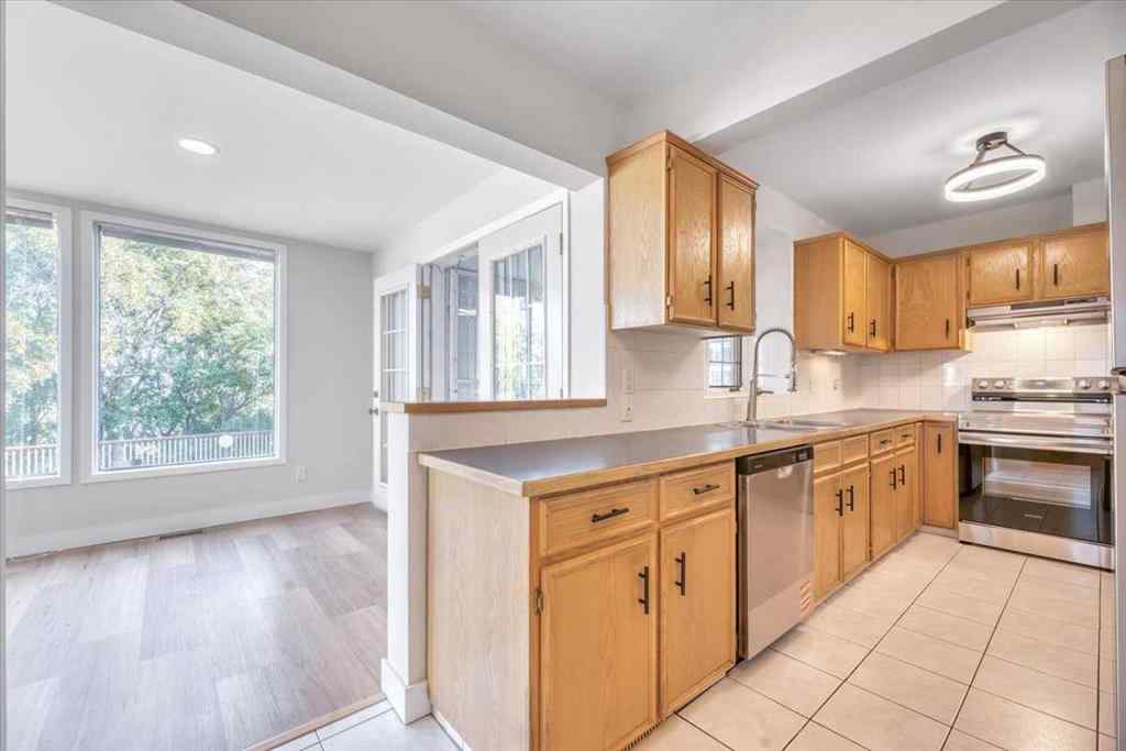 MLS® A2221265 - 514 Scarboro Avenue SW in Scarboro Calgary, Residential