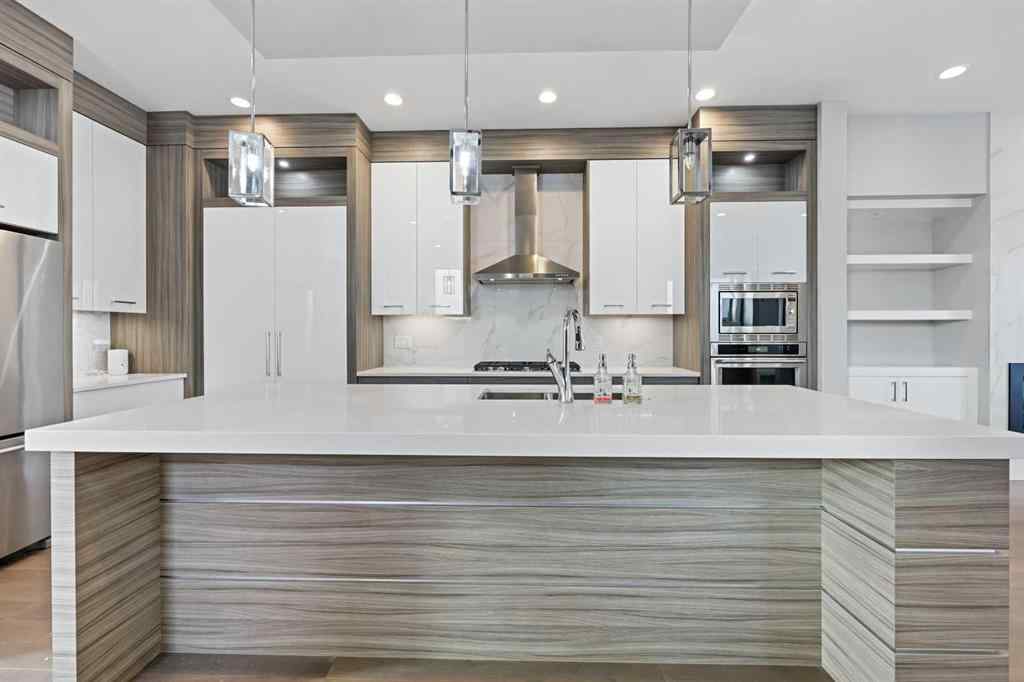 MLS® A2221284 - 1826 33 Avenue SW in South Calgary Calgary, Residential