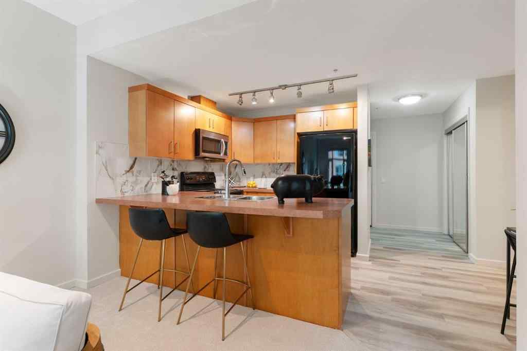 MLS® A2221307 - Unit #202 1410 1 Street SE in Beltline Calgary, Residential