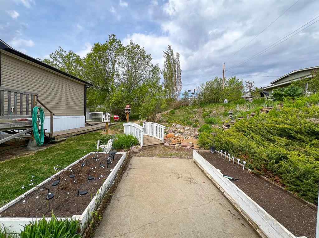 MLS® A2221322 - 016 Maplewood Ave (Railway Ave)   in NONE Watino, Residential