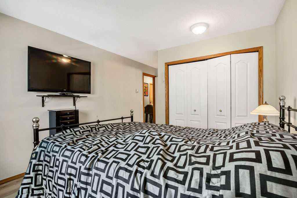 MLS® A2221340 - Unit #205 1723 35 Street SE in Albert Park/Radisson Heights Calgary, Residential