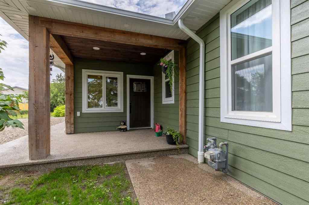 MLS® A2221376 - 44 S 2 Street W in NONE Magrath, Residential
