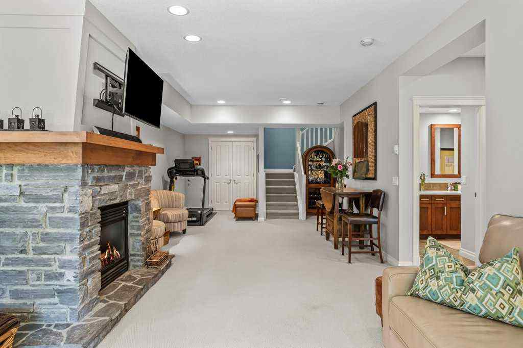 MLS® A2221381 - Unit #4 141 Stonecreek Road  in Silvertip Canmore, Residential