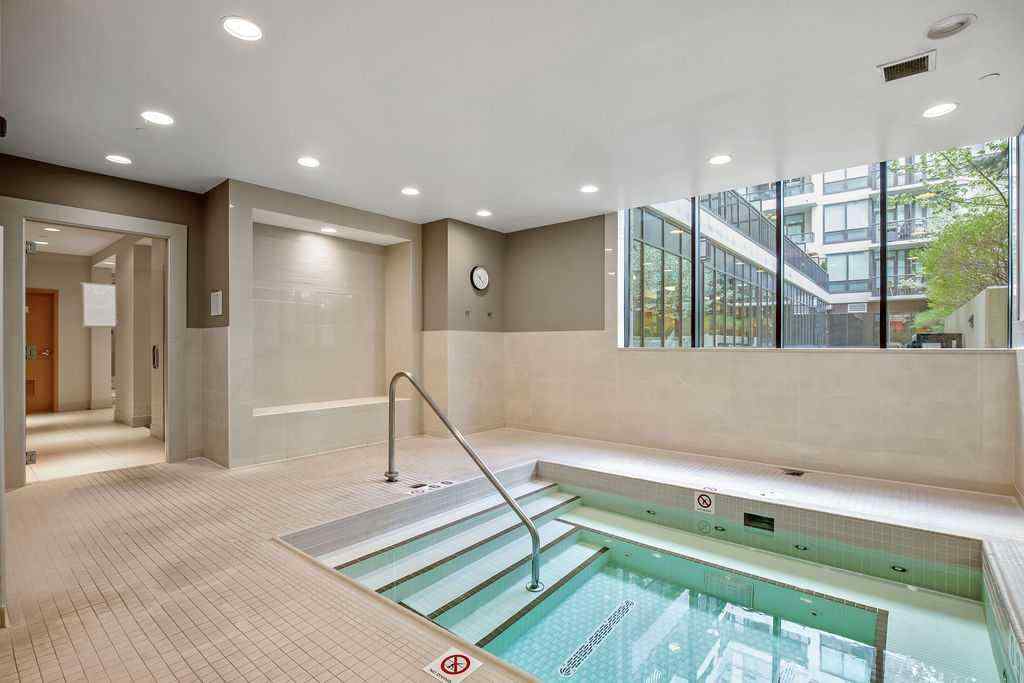 MLS® A2221383 - Unit #451 222 Riverfront Avenue SW in Chinatown Calgary, Residential