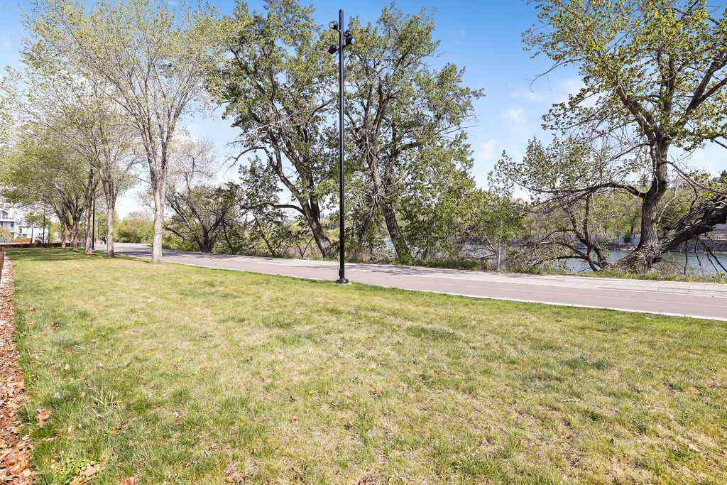 MLS® A2221383 - Unit #451 222 Riverfront Avenue SW in Chinatown Calgary, Residential