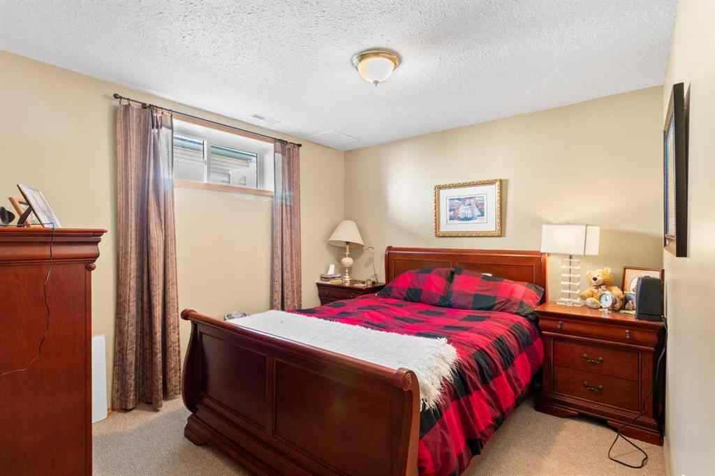 MLS® A2221418 - 6203 60 Street  in NONE Olds, Residential