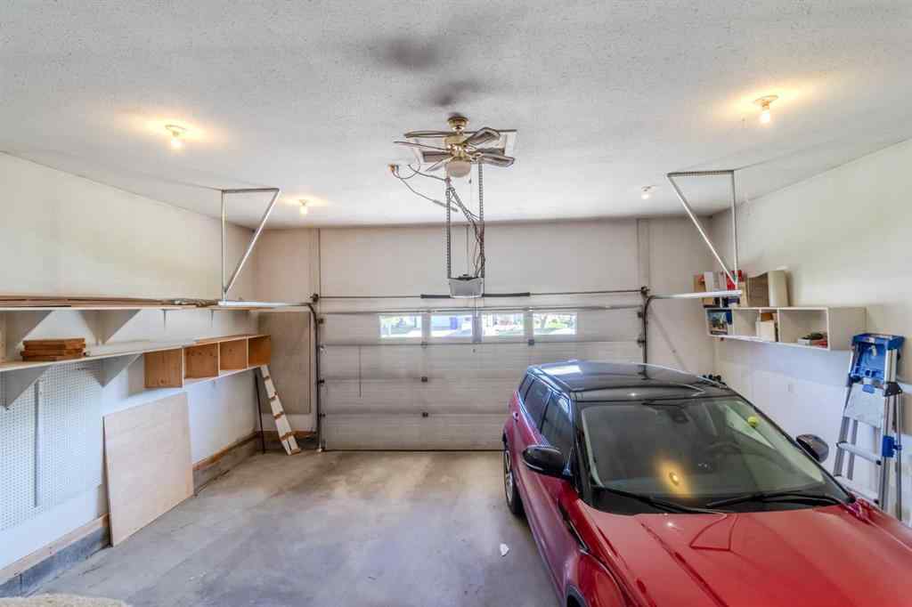 MLS® A2221418 - 6203 60 Street  in NONE Olds, Residential