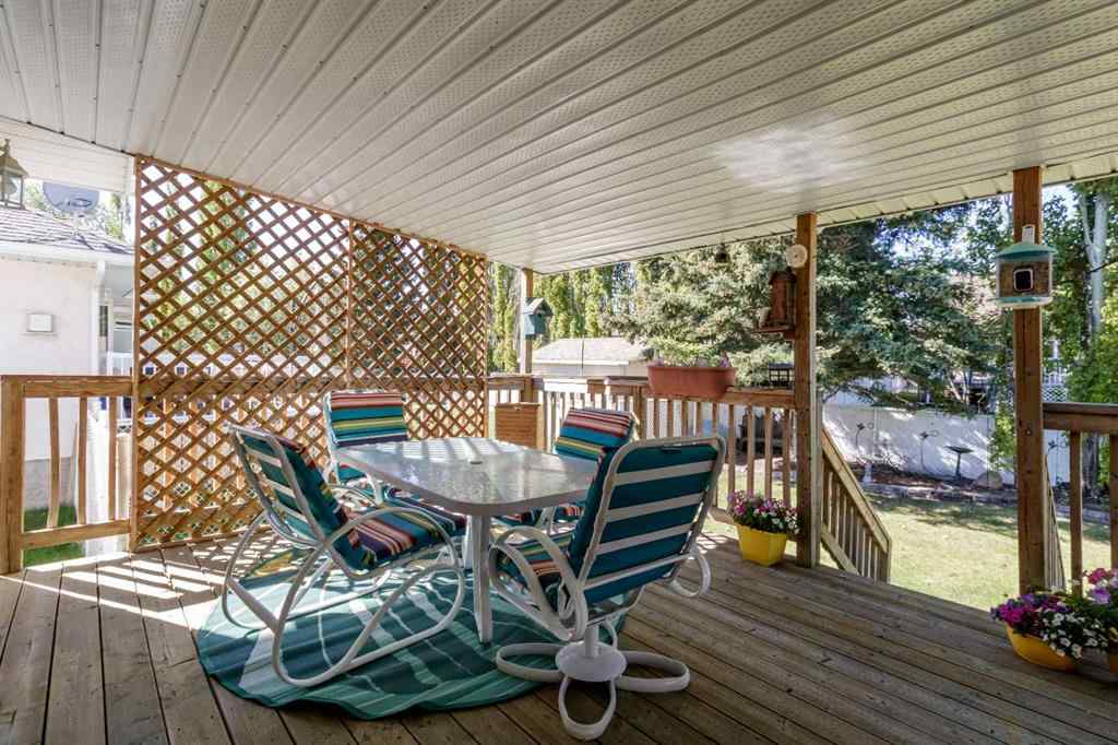 MLS® A2221418 - 6203 60 Street  in NONE Olds, Residential