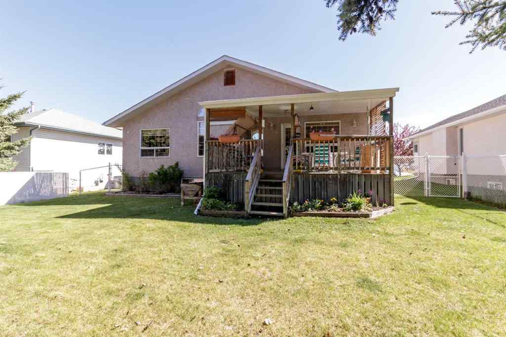 MLS® A2221418 - 6203 60 Street  in NONE Olds, Residential