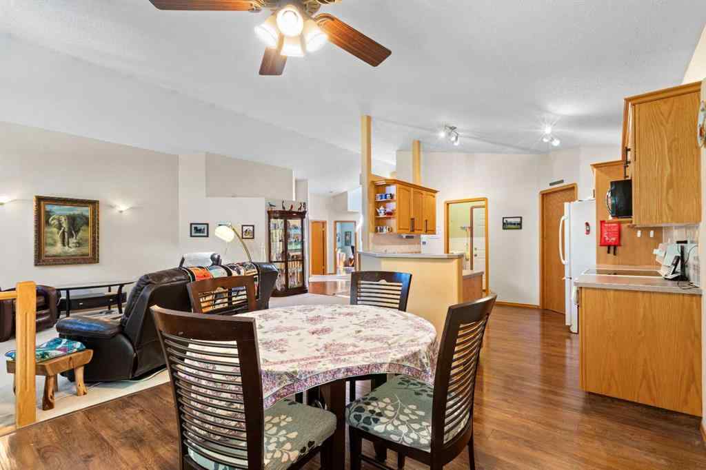 MLS® A2221418 - 6203 60 Street  in NONE Olds, Residential